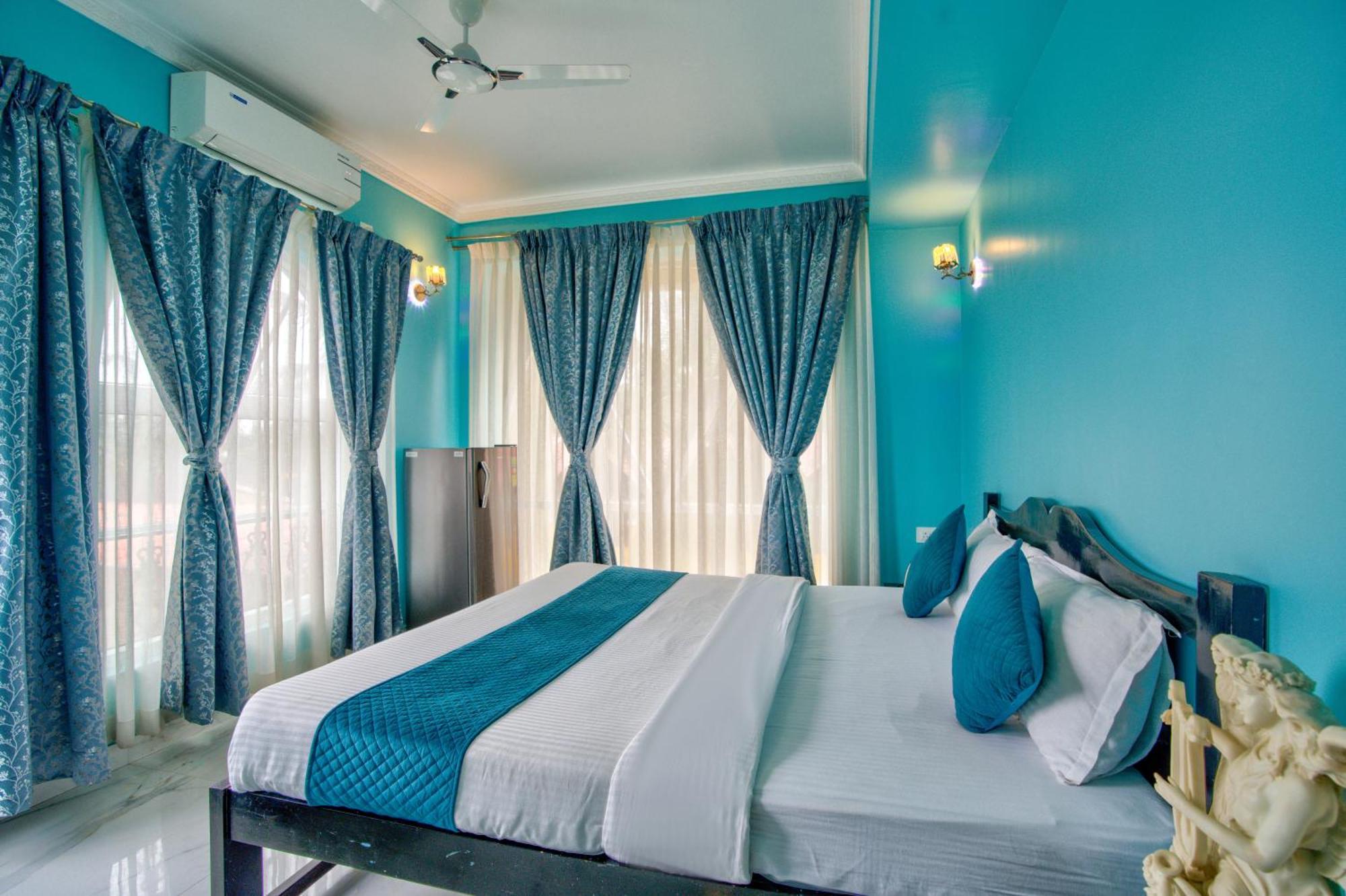 Candolim Beach White Residency Baga Bagian luar foto