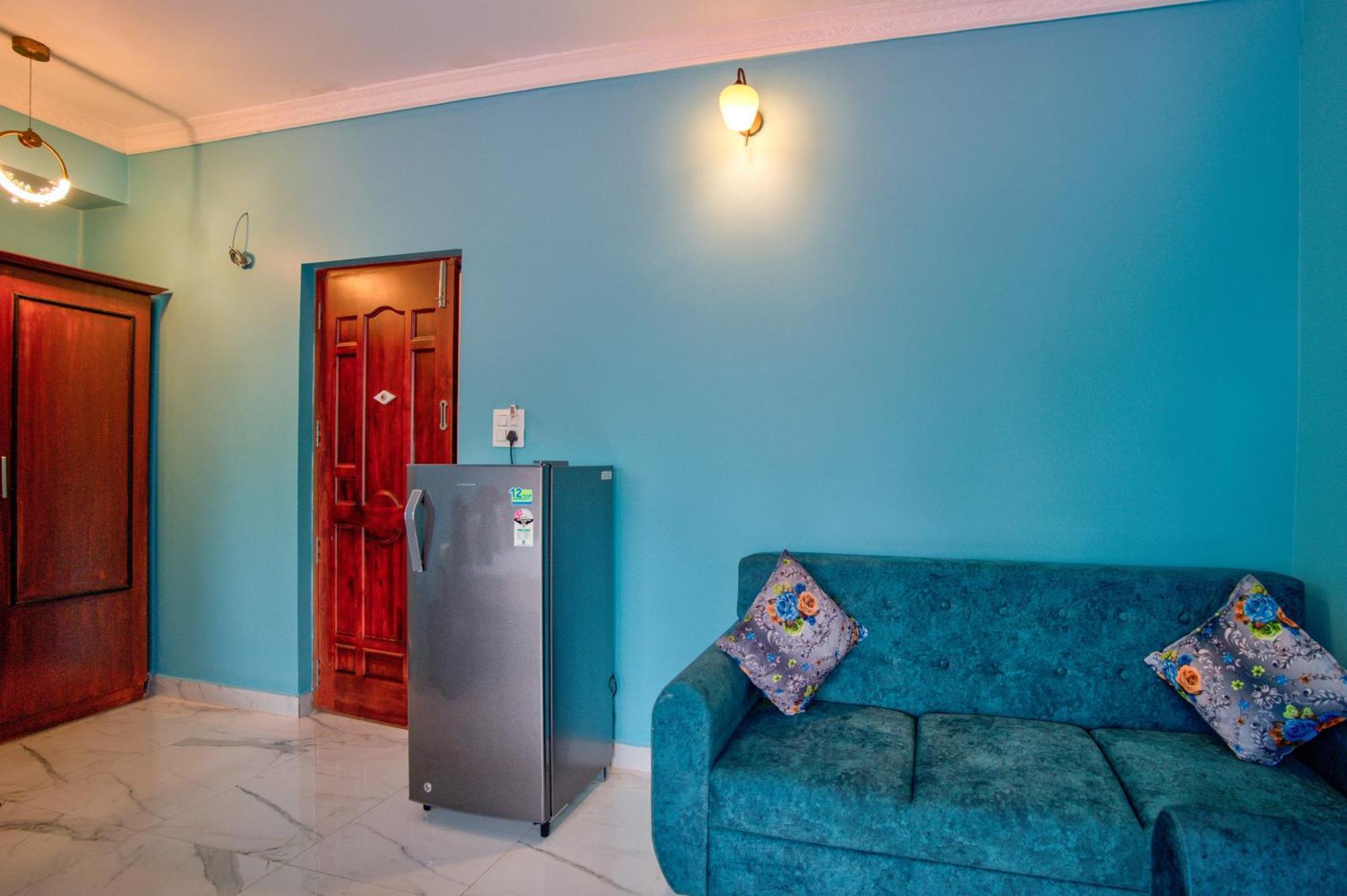 Candolim Beach White Residency Baga Bagian luar foto